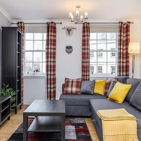 Appartamento Joivy Cosy 1 Bed Flat Next To Grassmarket And Royal Mile Edimburgo Esterno foto