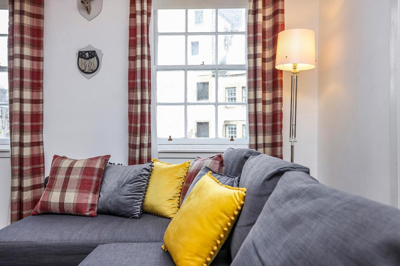 Appartamento Joivy Cosy 1 Bed Flat Next To Grassmarket And Royal Mile Edimburgo Esterno foto