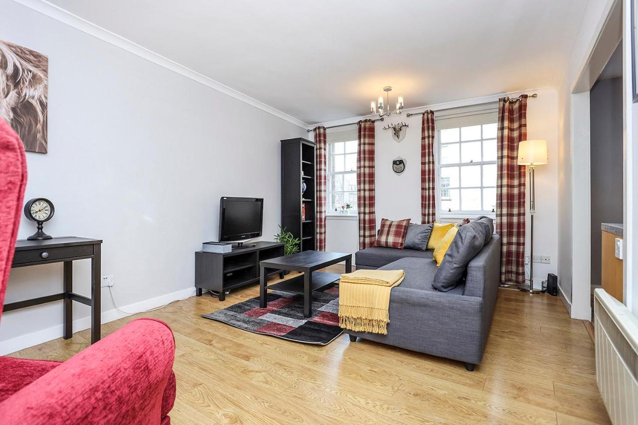 Appartamento Joivy Cosy 1 Bed Flat Next To Grassmarket And Royal Mile Edimburgo Esterno foto