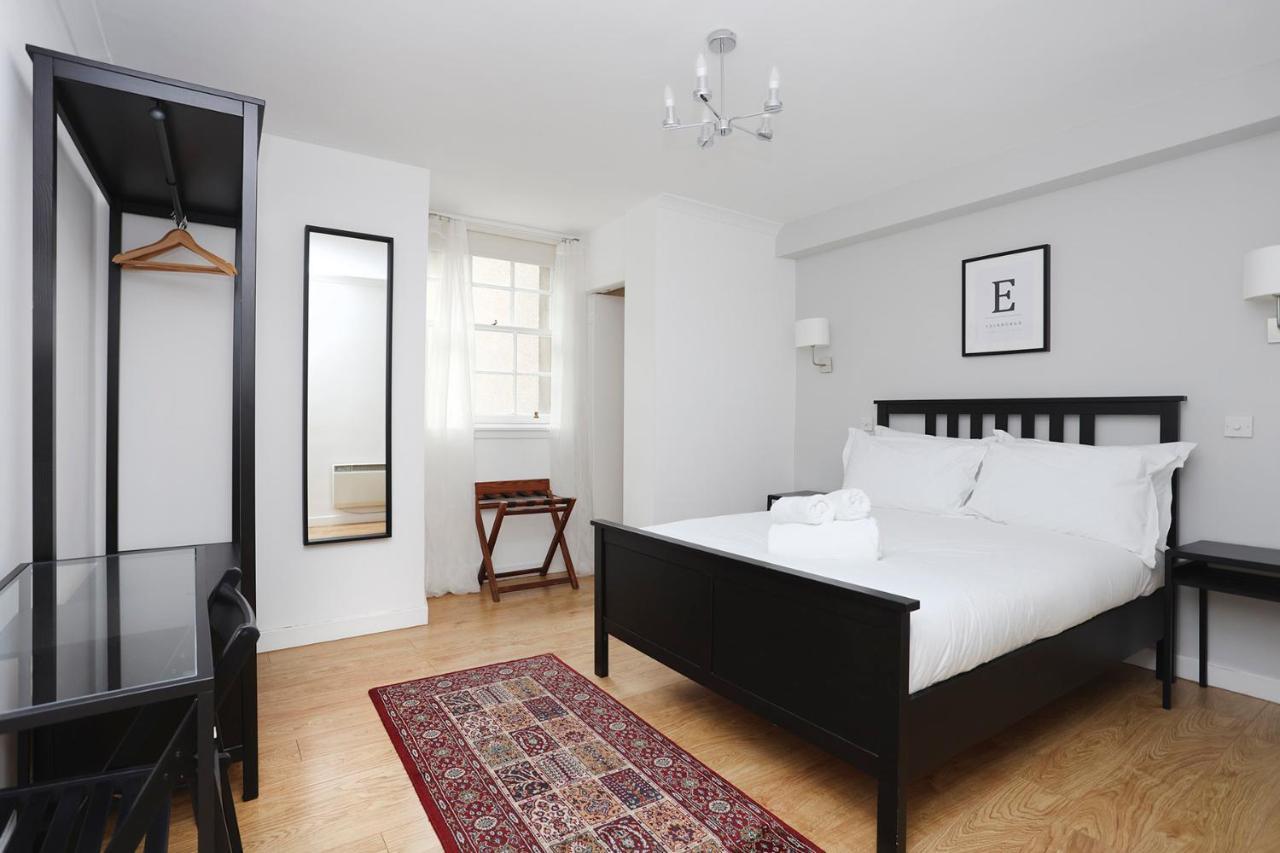 Joivy 1 Bed Flat, Heart Of Grassmarket Edimburgo Esterno foto