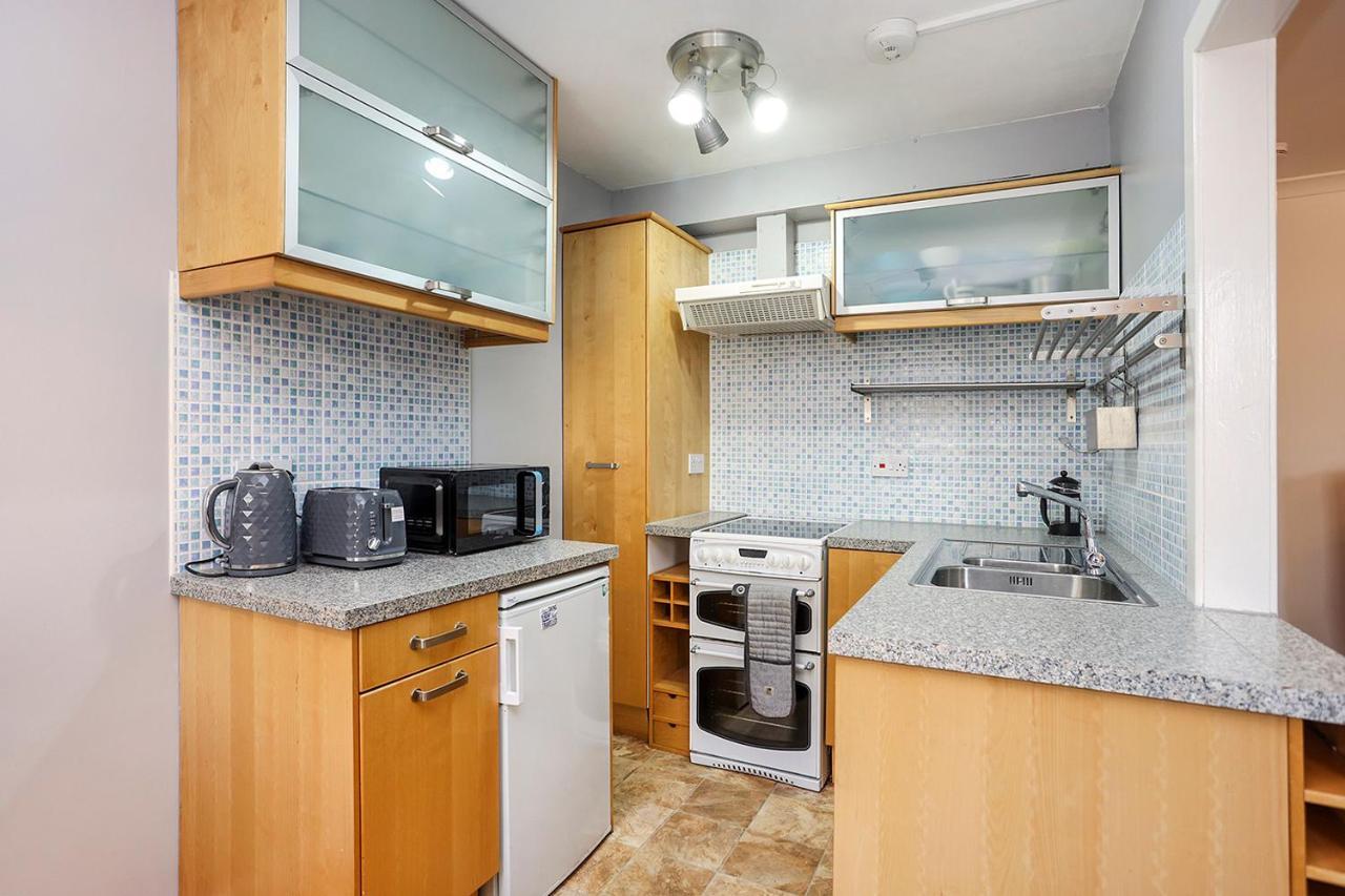 Joivy 1 Bed Flat, Heart Of Grassmarket Edimburgo Esterno foto